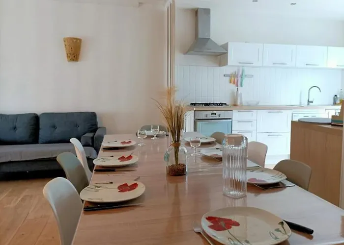 Charmante Maison A 200 Metres De La Plage, Saint-pierre-la-mer 10inav5 Villa *